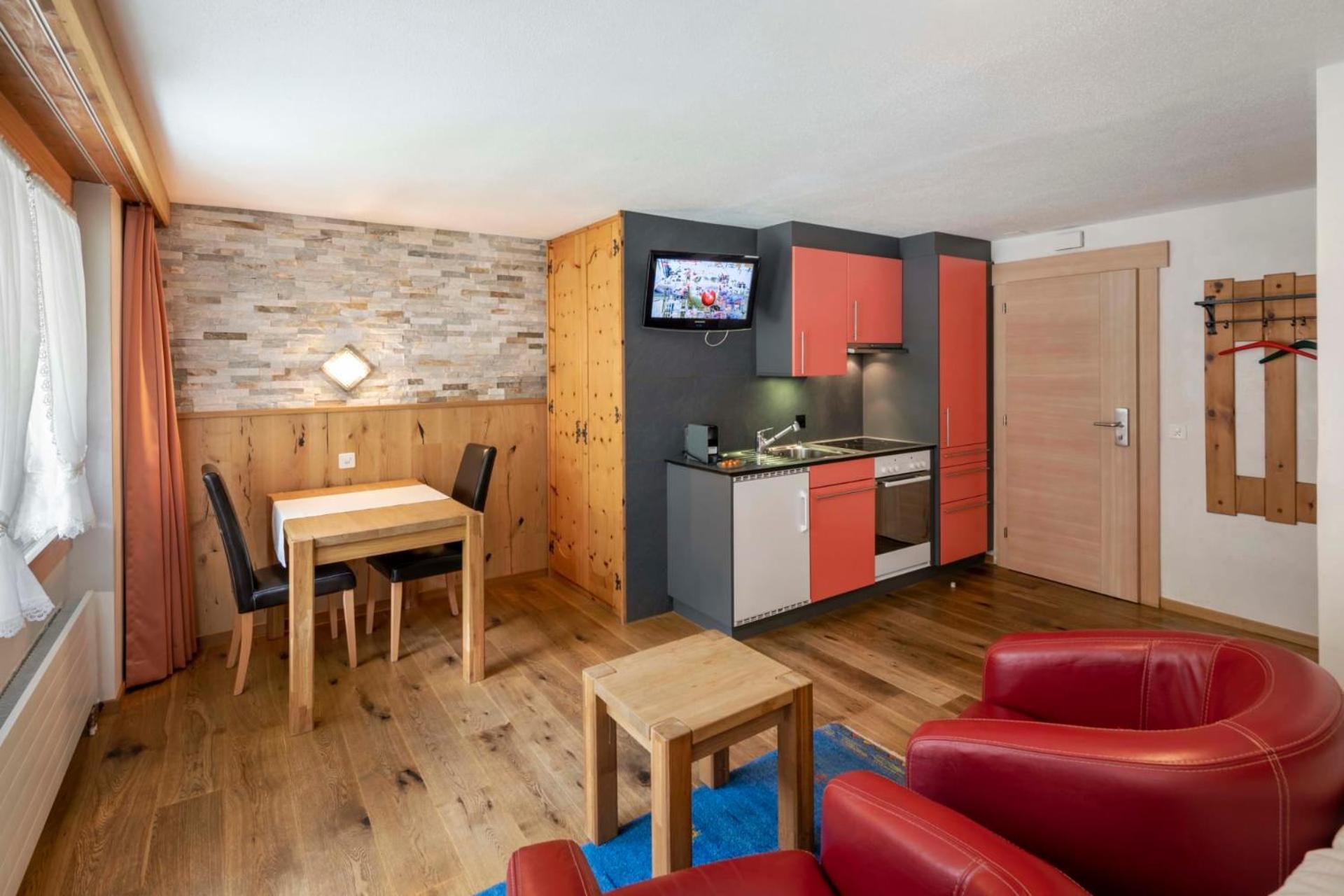 Hotel Matterhornblick Цермат Екстериор снимка