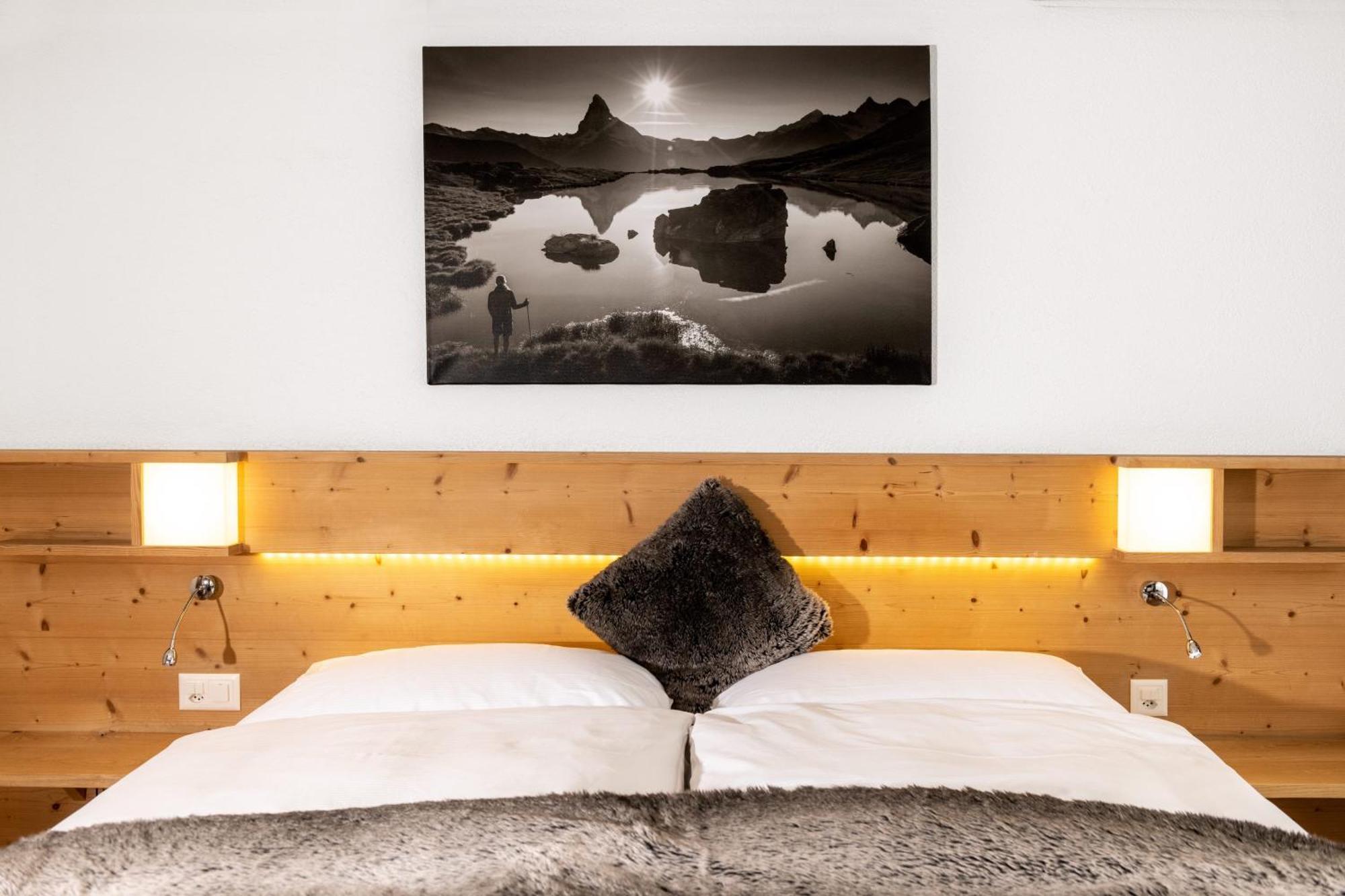 Hotel Matterhornblick Цермат Екстериор снимка