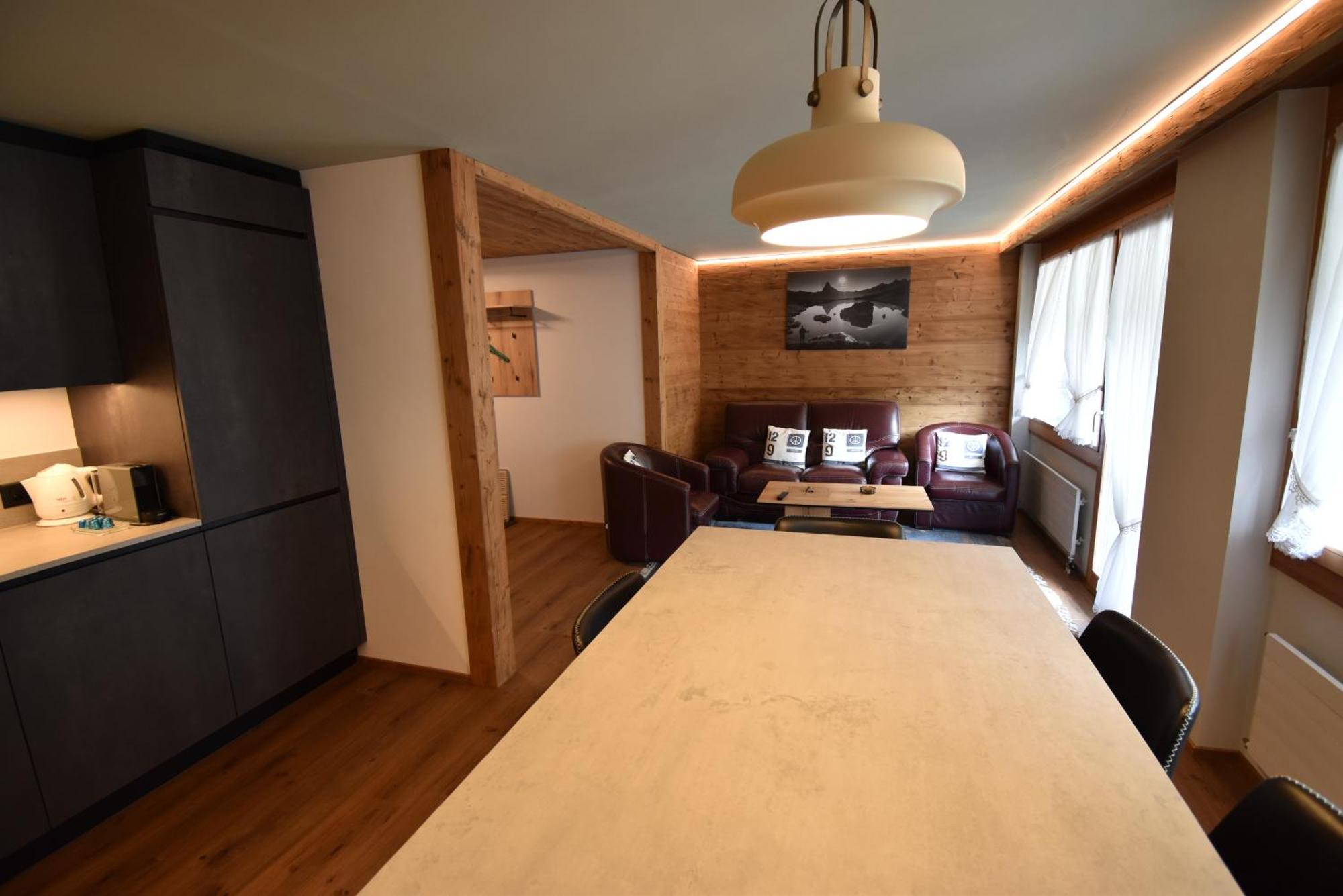 Hotel Matterhornblick Цермат Екстериор снимка