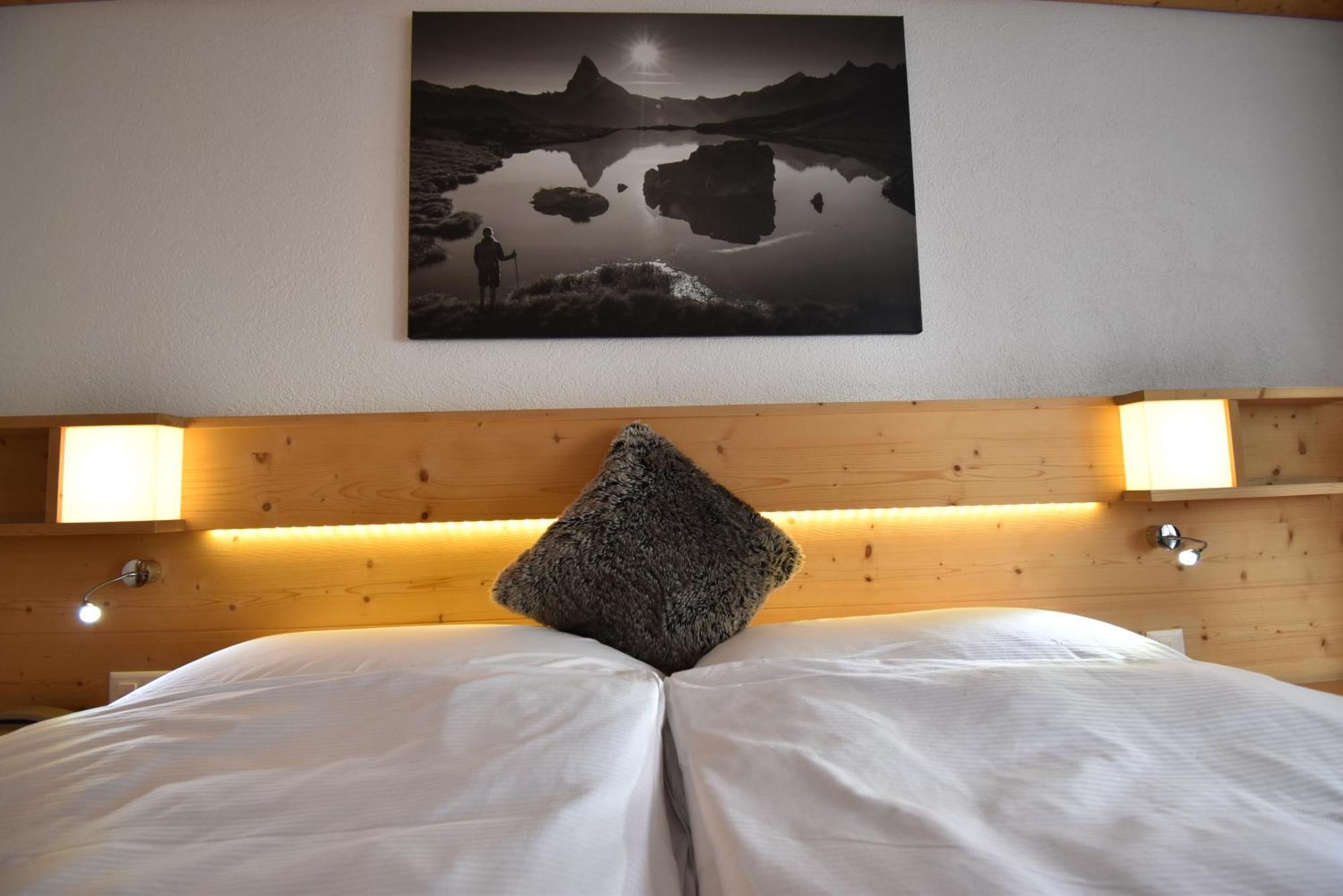 Hotel Matterhornblick Цермат Екстериор снимка